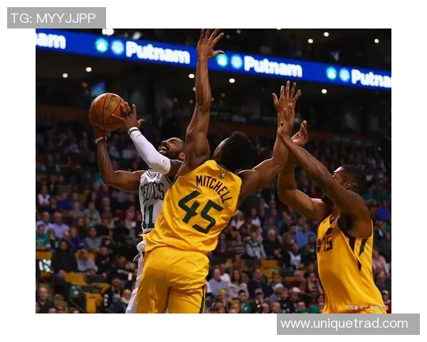 湖人对决快船12月26日精彩赛事回顾及最终比分分析