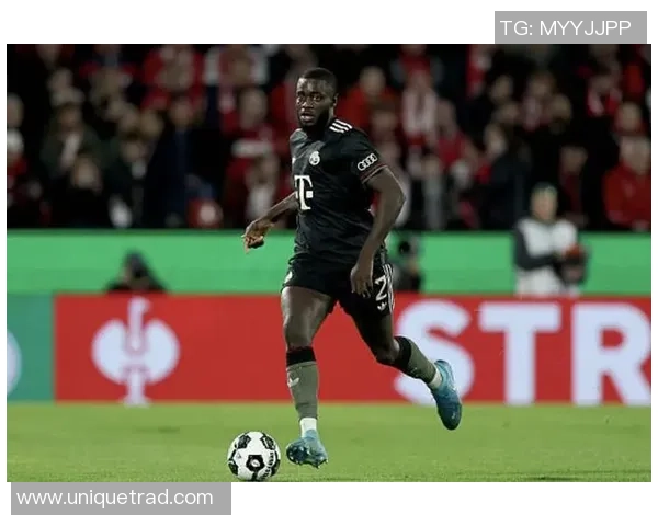 埃贝尔:期望与于帕梅卡诺续约,他是世界上最好的后卫之一 埃贝尔:期望与于帕梅卡诺续约,他是世界上最好的后卫之一